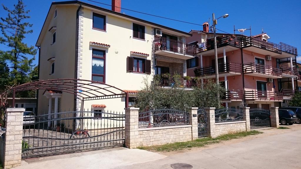 Apartments Ruza Умаг Екстериор снимка